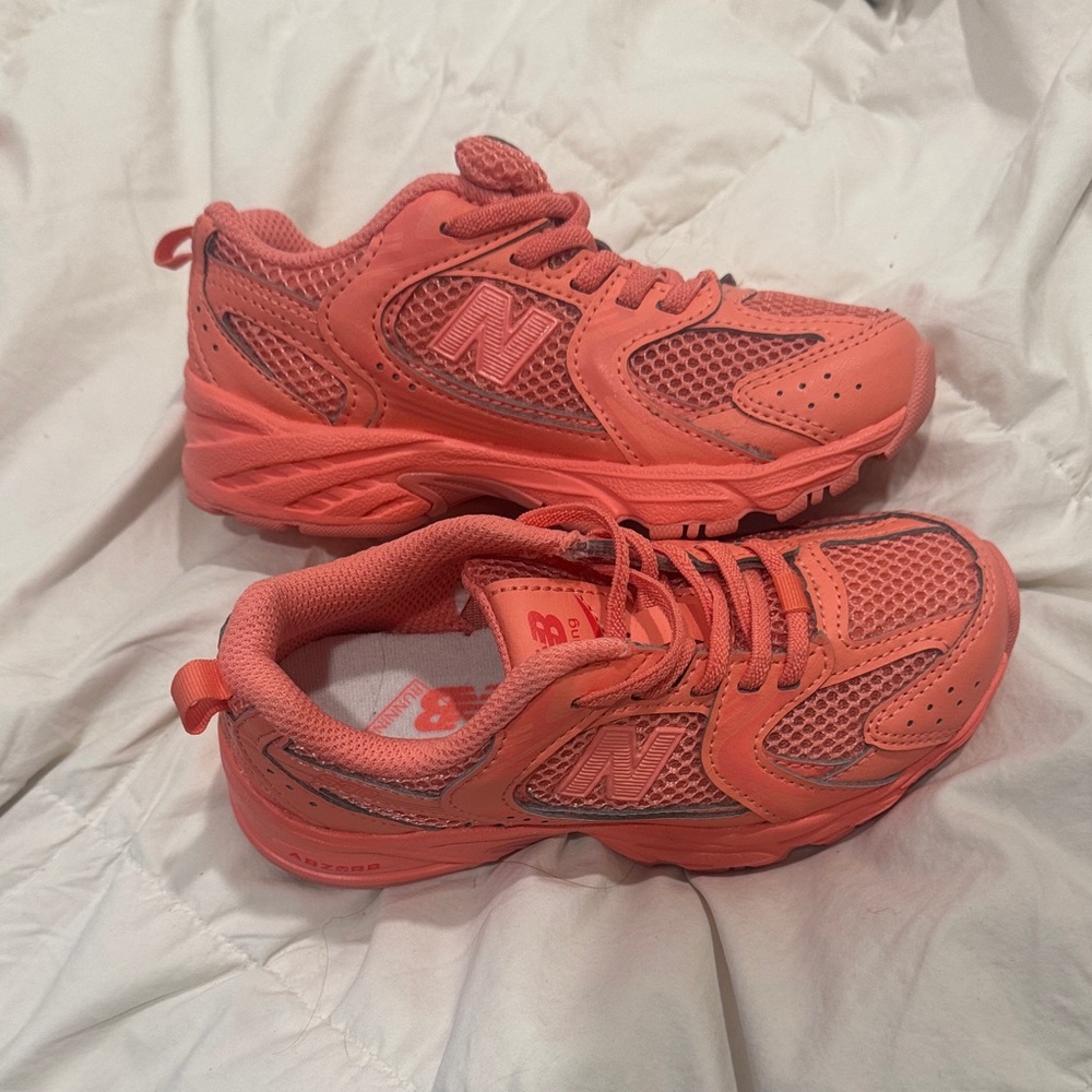 New Balance Kids Coral Running Sneakers Size 11 Excellent Condition